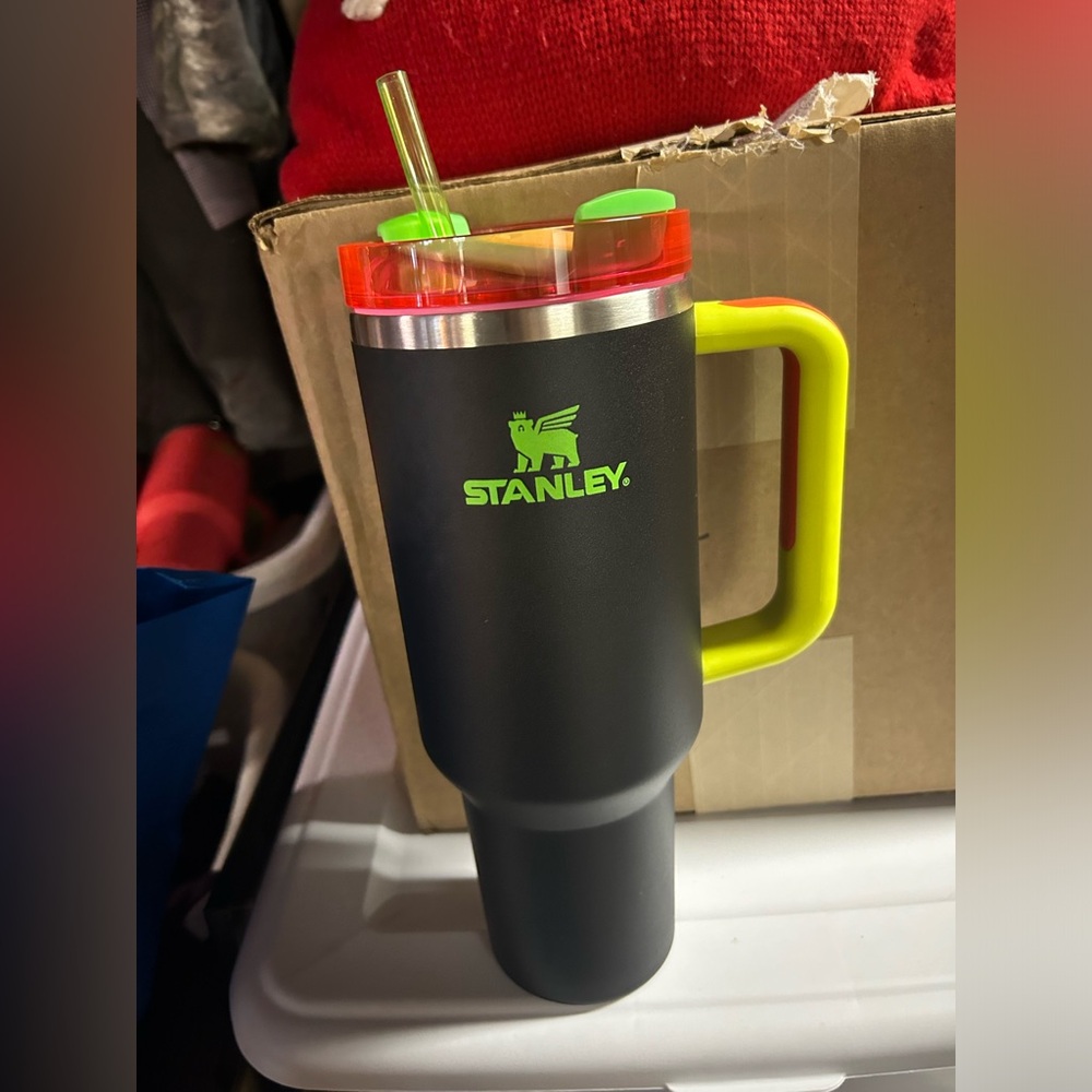Black Neon 40oz Stanley